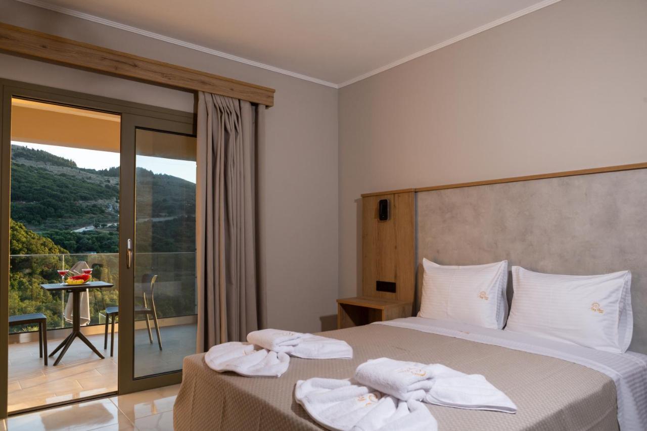 Sky View Suites Kefalonia Vóvikesz Kültér fotó